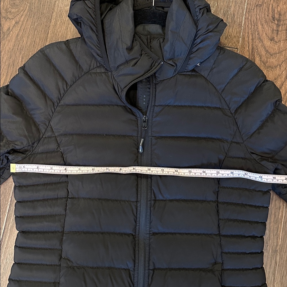 Canada Goose Women's Brookvale Hooded Coat - Picture 9 of 10